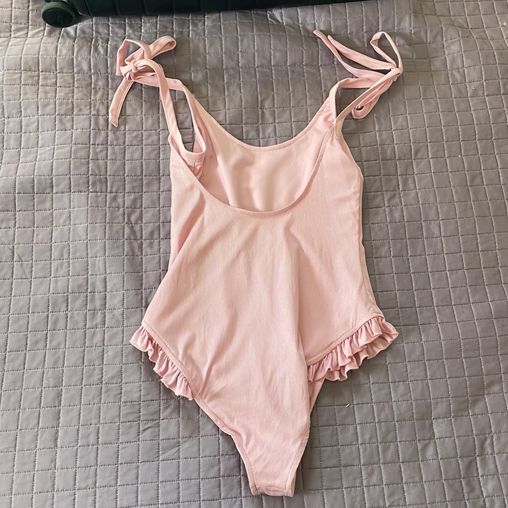 Tularosa Daisy One Piece Swimsuit - Picture 3 of 3